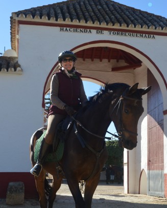 Sophie Neville riding from Hacienda de Torrequemada 2017